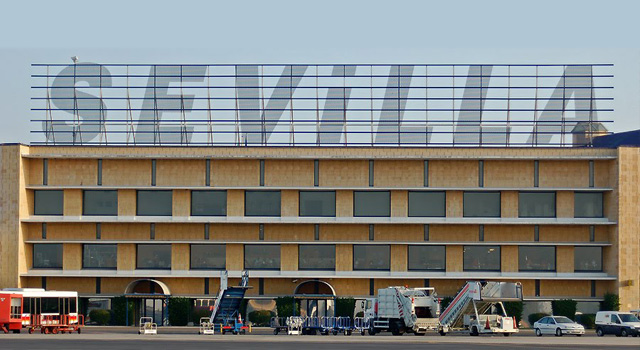 sevilla-airport-terminal
